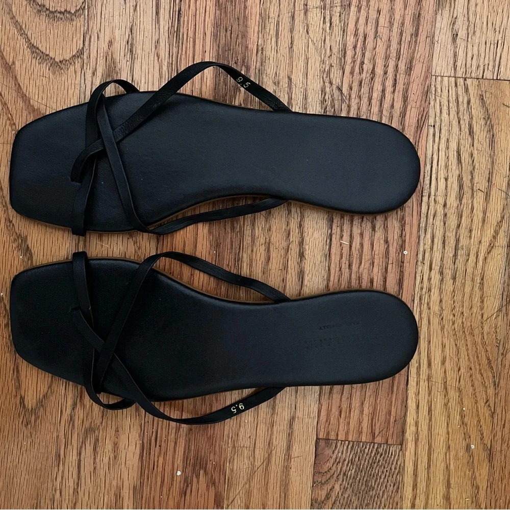 Everlane Black Strappy Square-Toe Sandals - Picture 6 of 8